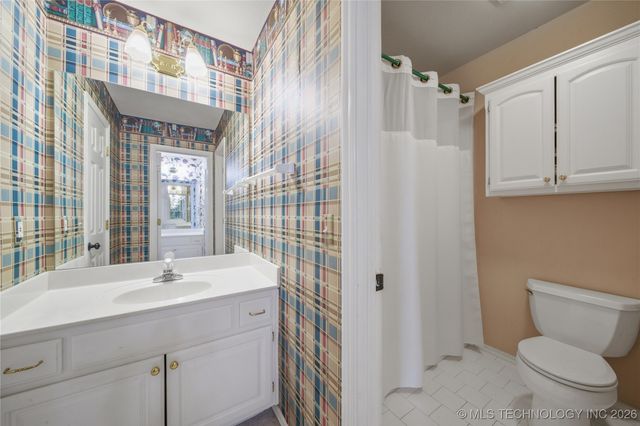 9021 S Maplewood Avenue, Tulsa, OK 74137