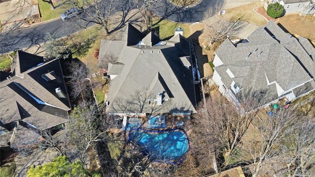 9021 S Maplewood Avenue, Tulsa, OK 74137