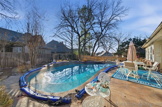 9021 S Maplewood Avenue, Tulsa, OK 74137