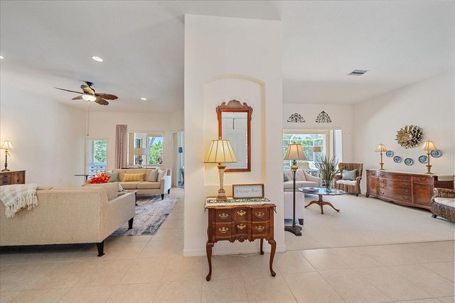 7220 SOUTHGATE COURT, Sarasota, FL 34243