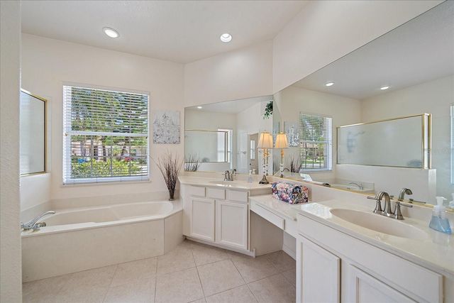 7220 SOUTHGATE COURT, Sarasota, FL 34243