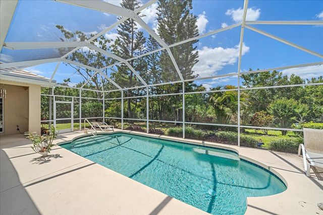 7220 SOUTHGATE COURT, Sarasota, FL 34243