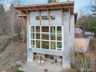 1221 Woodland Drive, Port Townsend, WA 98368