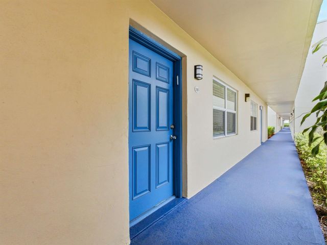 397 Burgundy I, Delray Beach, FL 33484