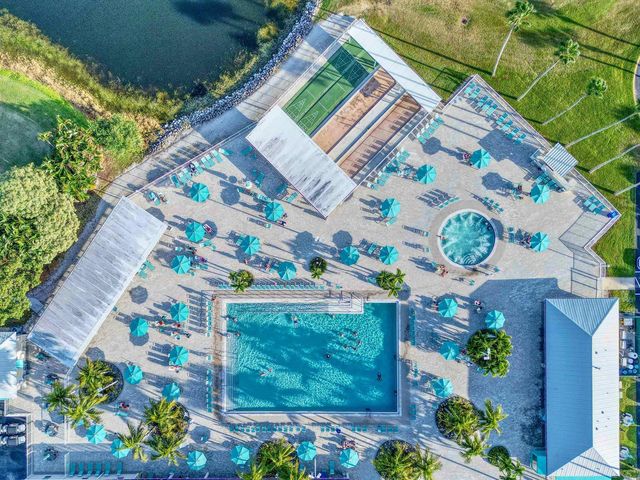 397 Burgundy I, Delray Beach, FL 33484