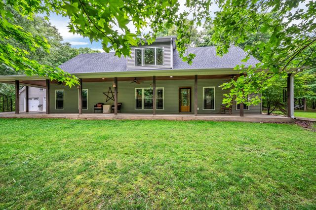 1026 Yellow Creek Rd, Dickson, TN 37055