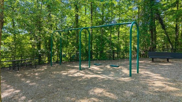 5356 Windsor Green Court SE, Mableton, GA 30126
