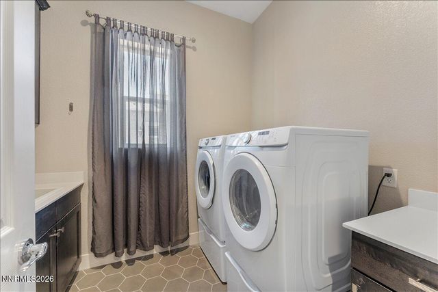 7383 Rustic Sky Drive, Sparks, NV 89436