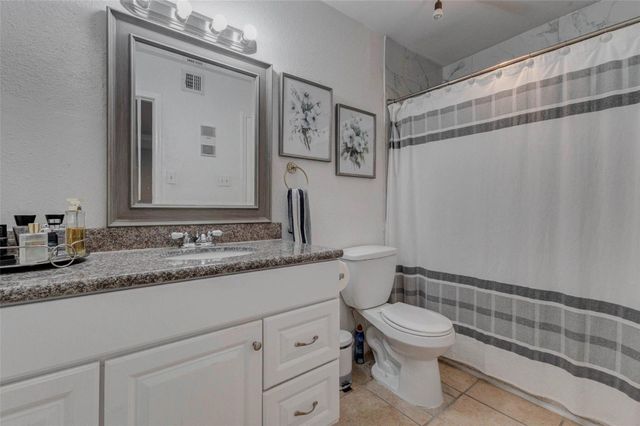 2750 Holly Hall Street 311, Houston, TX 77054