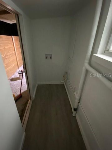 8911 N WILLOW AVENUE, Tampa, FL 33604