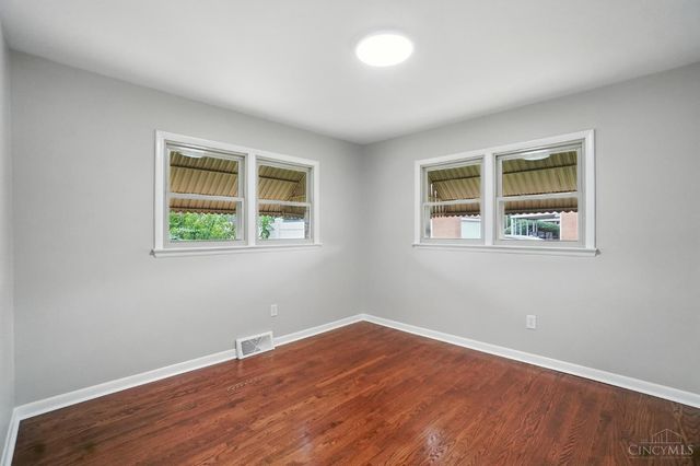 908 Lamberton Street, Middletown, OH 45044