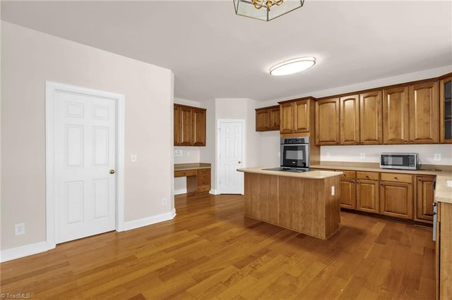 4273 Harbor Ridge Drive, Greensboro, NC 27406