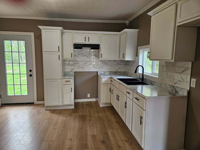 4084 Seneca Street, Weston, MI 49289