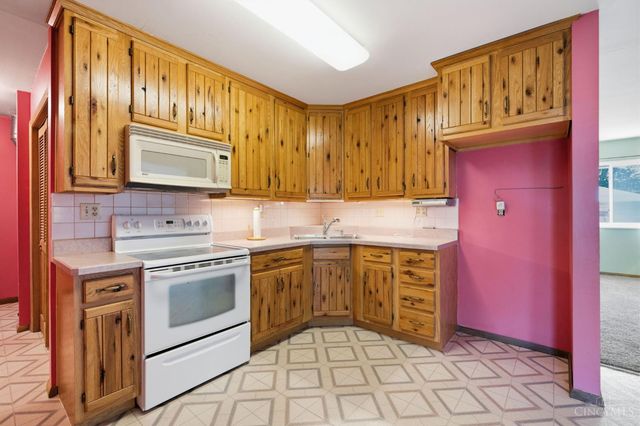 1420 Ottawa Drive, Xenia, OH 45385
