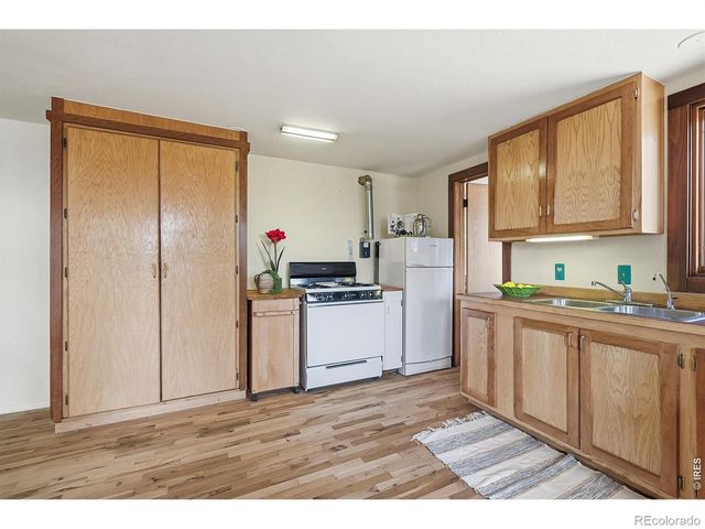 8695 Sunshine Canyon Drive, Boulder, CO 80302