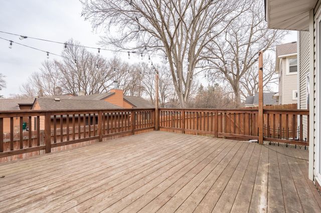 3556 Zane Avenue N, Crystal, MN 55422