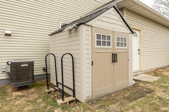 3556 Zane Avenue N, Crystal, MN 55422