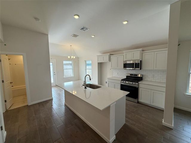 3000 NW 196th Place, Edmond, OK 73012