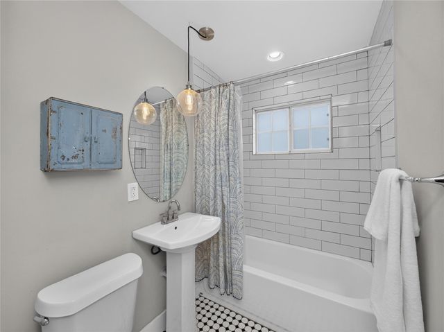 4504 Kitty Ave, Austin, TX 78721