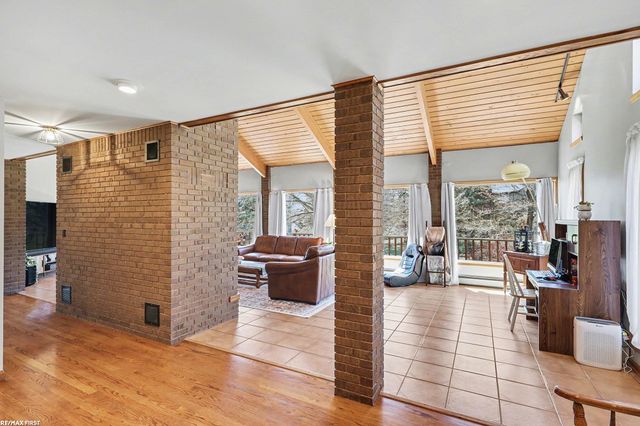61313 Miriam Drive, Washington, MI 48094