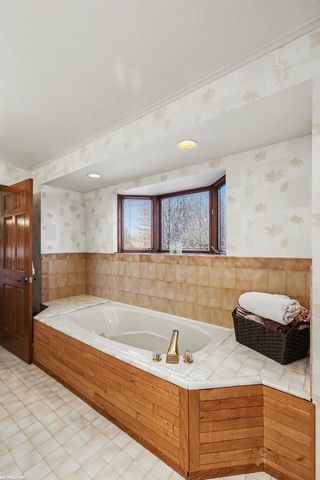 61313 Miriam Drive, Washington, MI 48094