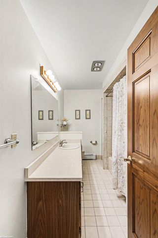 61313 Miriam Drive, Washington, MI 48094