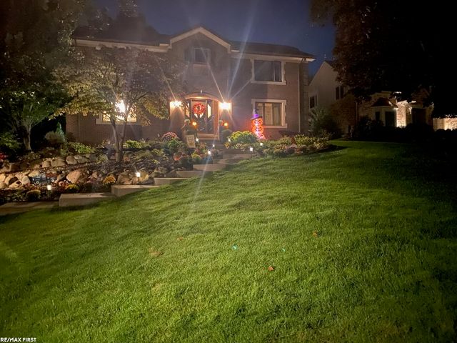 61313 Miriam Drive, Washington, MI 48094