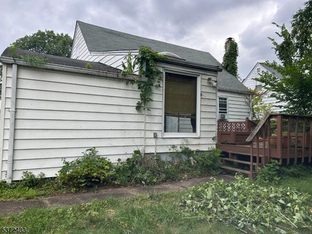 584 Plymouth Rd, Hillside Twp., NJ 07205