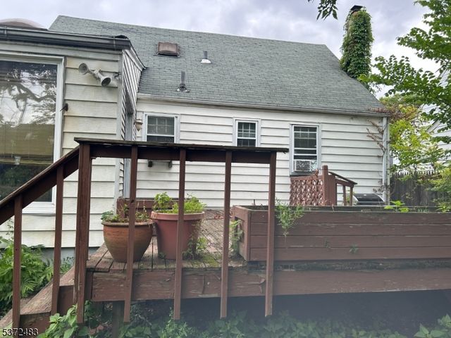 584 Plymouth Rd, Hillside Twp., NJ 07205