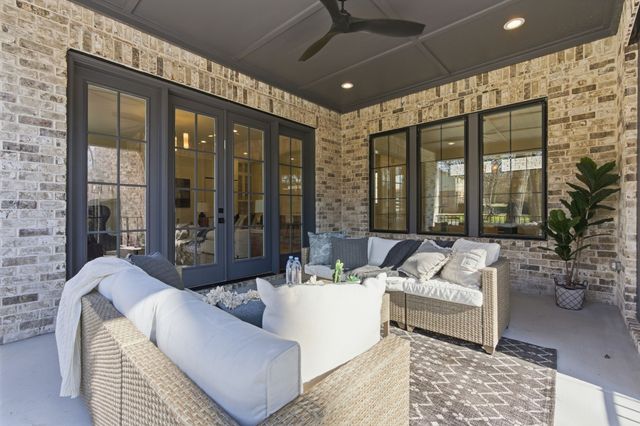 1525 Graybar Ln, Nashville, TN 37215