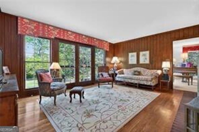 575 River Valley Road, Sandy Springs, GA 30328