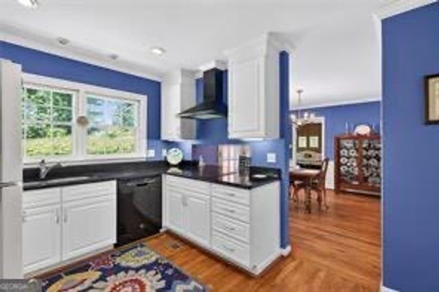 575 River Valley Road, Sandy Springs, GA 30328