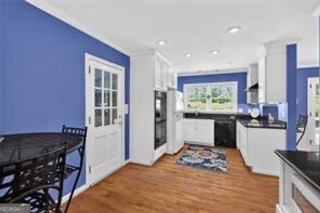 575 River Valley Road, Sandy Springs, GA 30328