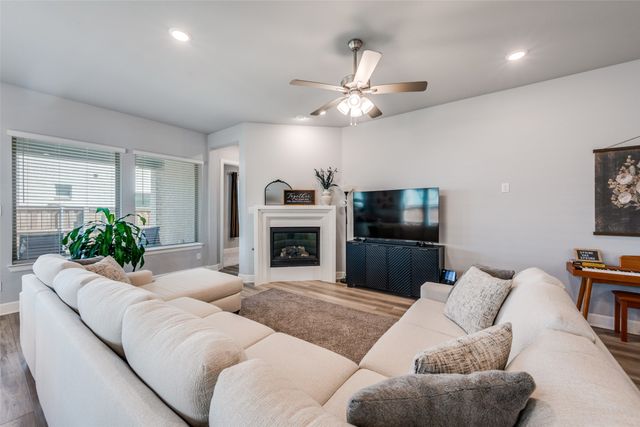 2703 Trinity Ridge Street, Mansfield, TX 76063