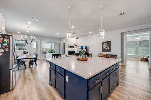 2703 Trinity Ridge Street, Mansfield, TX 76063