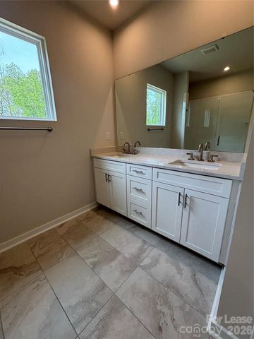 3101 Finchborough Court, Charlotte, NC 28269