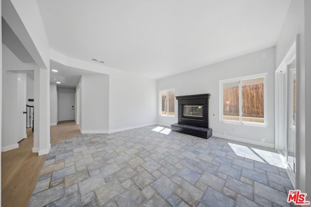 337 Morningside Terrace, Palmdale, CA 93551