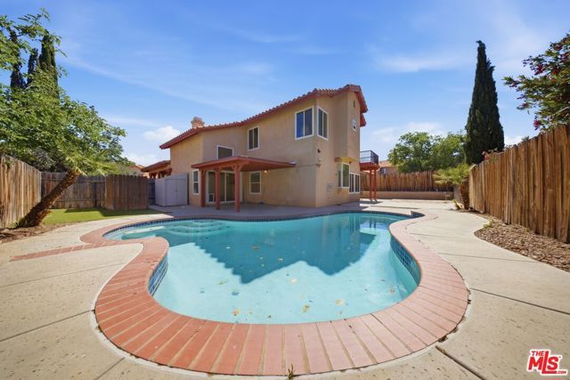 337 Morningside Terrace, Palmdale, CA 93551