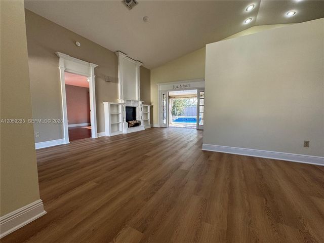 3160 Peachtree Cir, Davie, FL 33328