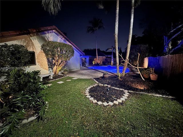 3160 Peachtree Cir, Davie, FL 33328