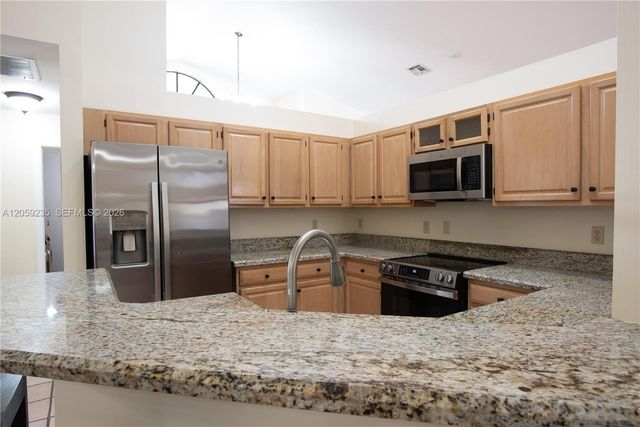 3160 Peachtree Cir, Davie, FL 33328