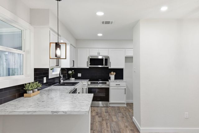 23338 Goodfellow Drive, Spring, TX 77373