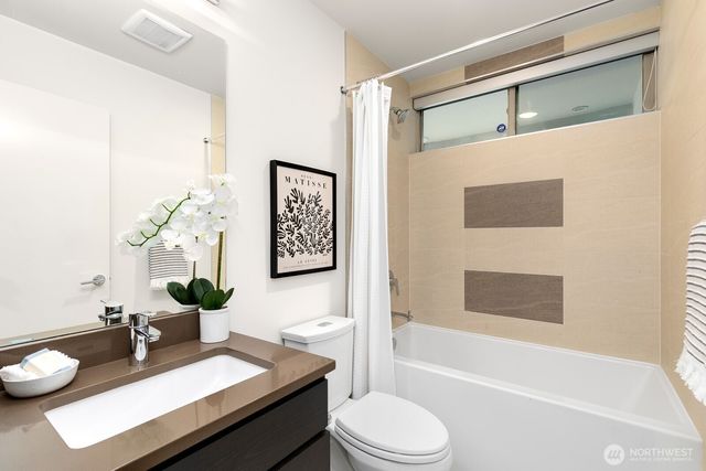 3641 Dayton Avenue N, Seattle, WA 98103