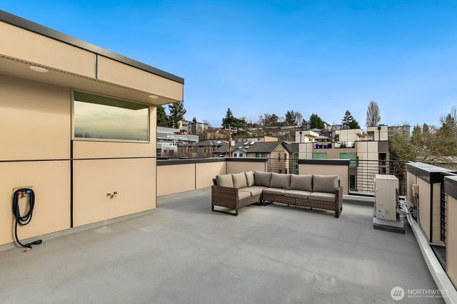 3641 Dayton Avenue N, Seattle, WA 98103