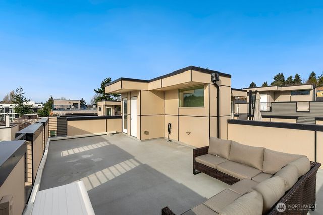 3641 Dayton Avenue N, Seattle, WA 98103