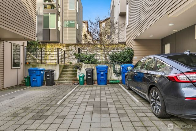 3641 Dayton Avenue N, Seattle, WA 98103