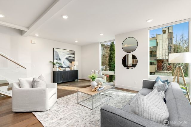 3641 Dayton Avenue N, Seattle, WA 98103