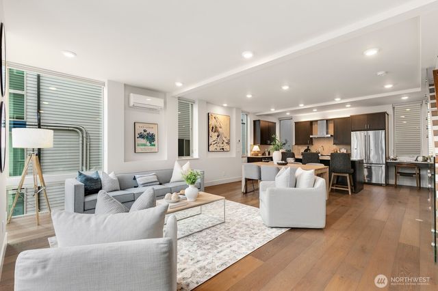 3641 Dayton Avenue N, Seattle, WA 98103