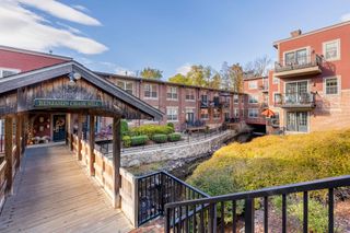 7 Chester Rd Unit 211, Derry, NH 03038