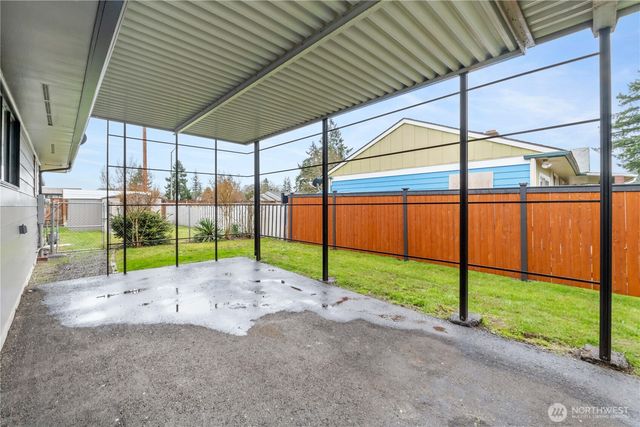 3920 SOUTHGATE Avenue SW, Lakewood, WA 98499